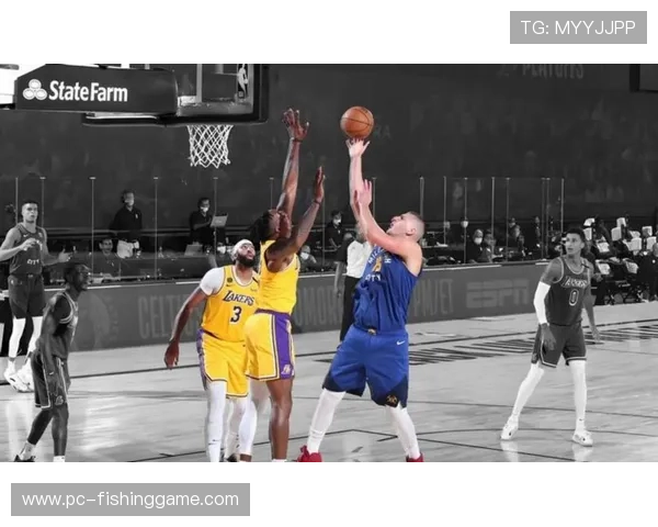 拉拉维亚砍下25分 成湖人白人三少新星崭露头角